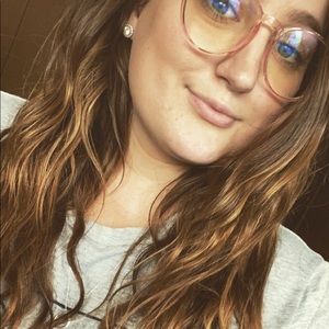 Meet your Posher, Alexandria